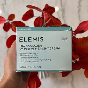 ELEMIS Pro-Collagen Oxygenating Night Cream - White and Teal
